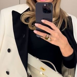 Meet your Posher, Erika